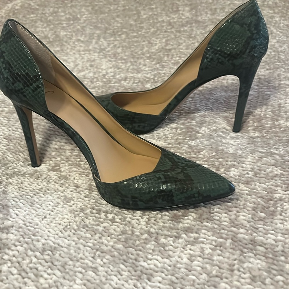 Heels Inc